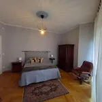 Guest House Jolanda